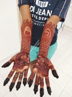 Henna by Kausy Lia