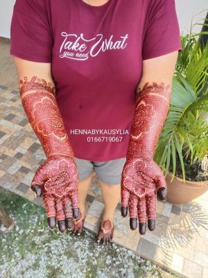 Henna by Kausy Lia