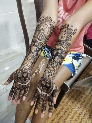 Henna by Kausy Lia